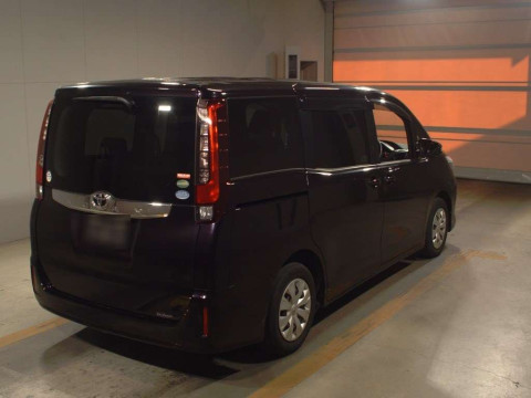 2015 Toyota Noah ZRR80G[1]