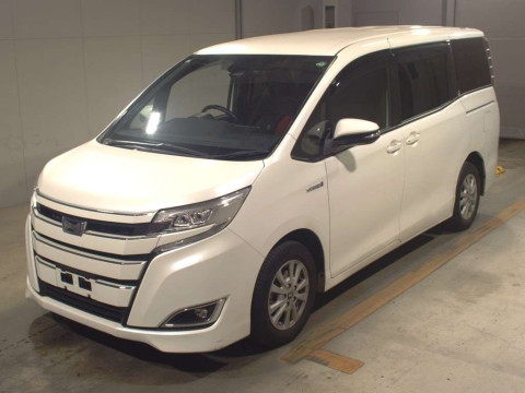 2017 Toyota Noah ZWR80G[0]