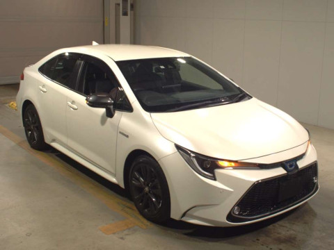 2019 Toyota Corolla Sedan ZWE214[2]