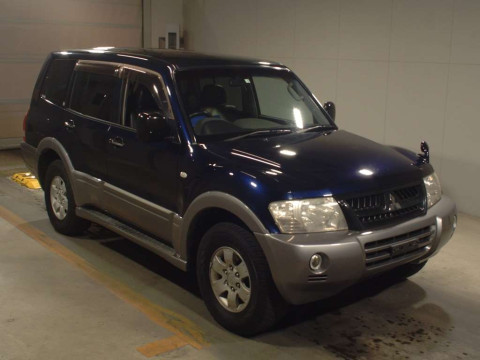 2004 Mitsubishi Pajero V73W[2]