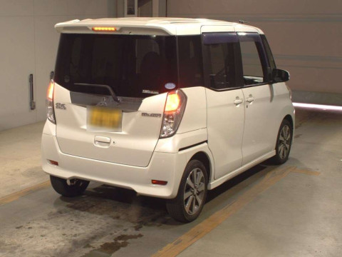 2015 Mitsubishi eK Space Custom B11A[1]