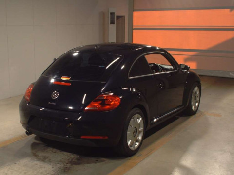 2013 Volkswagen Beetle 16CBZ[1]