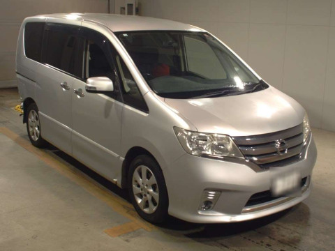 2012 Nissan Serena FC26[2]