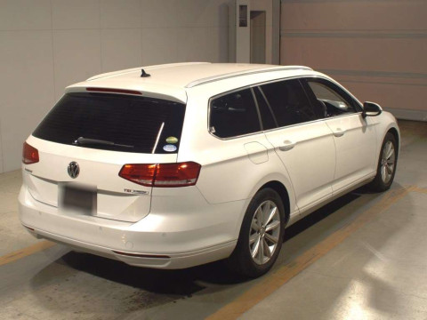 2016 Volkswagen Passat Variant 3CCZE[1]