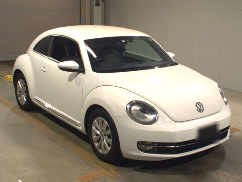 2014 Volkswagen Beetle 16CBZ[2]