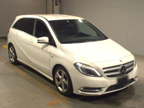 2012 Mercedes Benz B-Class 246242[2]