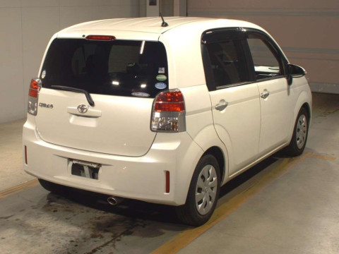 2014 Toyota Spade NCP141[1]