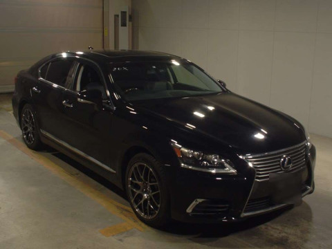 2014 Lexus LS UVF45[2]