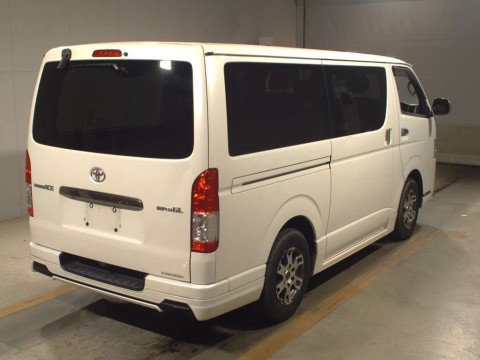 2018 Toyota Regiusace Van GDH201V[1]