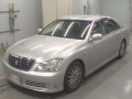 2004 Toyota Crown