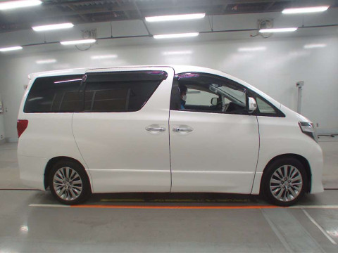 2013 Toyota Alphard ANH20W[2]