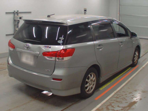 2010 Toyota Wish ZGE20G[1]