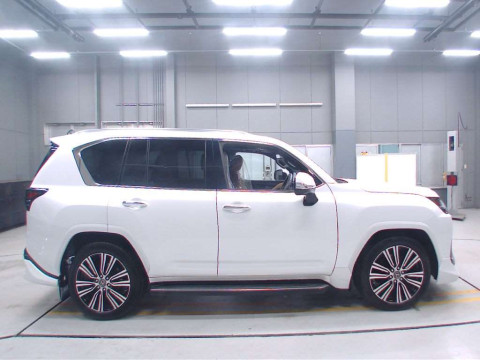 2022 Lexus LX VJA310W[2]