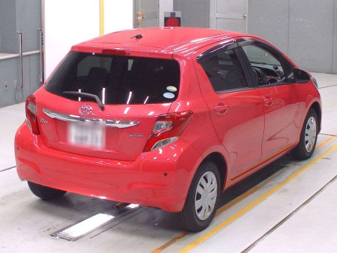 2014 Toyota Vitz NSP130[1]