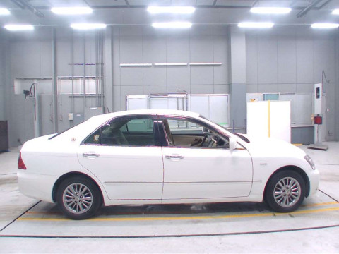 2006 Toyota Crown GRS180[2]