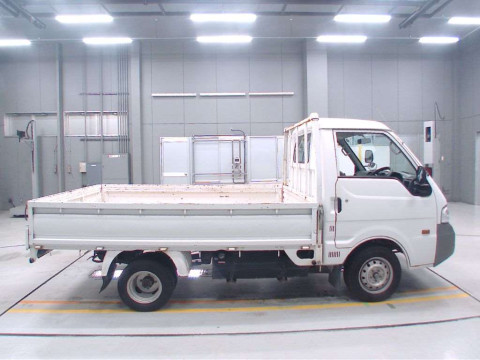 2013 Nissan Vanette Truck SKP2TN[2]