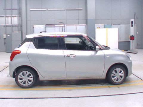 2020 Suzuki Swift ZC83S[2]