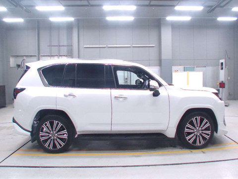 2022 Lexus LX VJA310W[2]