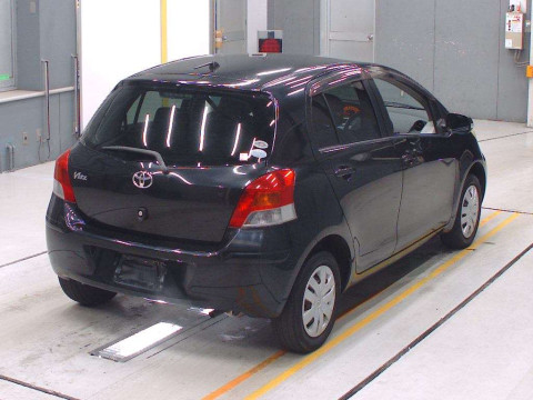 2010 Toyota Vitz KSP90[1]