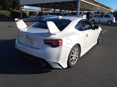 2016 Toyota 86 ZN6[1]