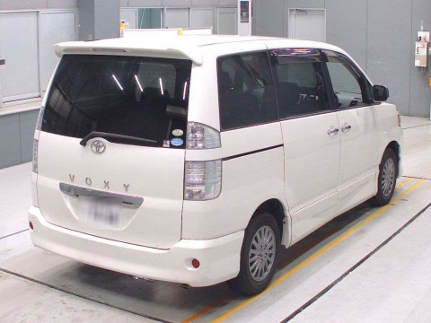 2007 Toyota Voxy AZR60G[1]