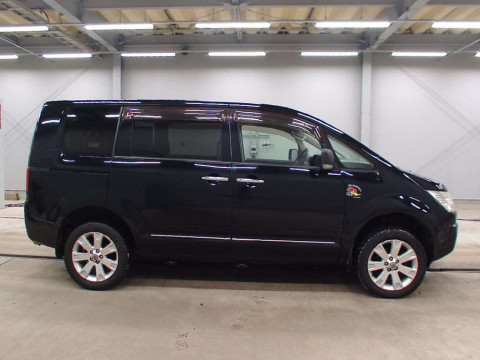 2008 Mitsubishi Delica D5 CV5W[2]