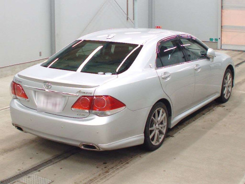 2012 Toyota Crown GRS201[1]