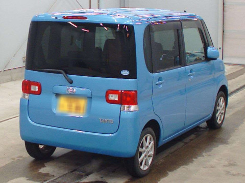 2009 Daihatsu Tanto L385S[1]