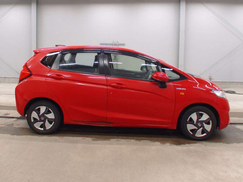 2014 Honda Fit Hybrid GP5[2]