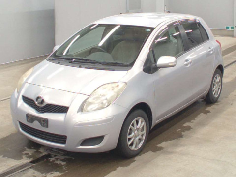 2010 Toyota Vitz SCP90[0]