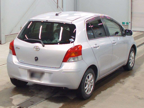 2010 Toyota Vitz SCP90[1]