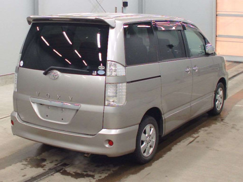 2006 Toyota Voxy AZR65G[1]