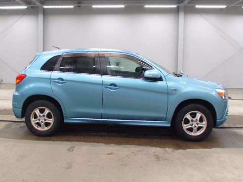 2010 Mitsubishi RVR GA3W[2]