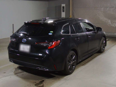 2020 Toyota Corolla Touring Wagon ZWE211W[1]