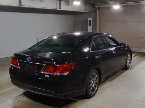 2014 Toyota Crown Hybrid AWS210[1]