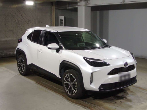 2023 Toyota YARIS CROSS MXPB10[2]