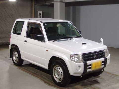 2012 Mitsubishi Pajero Mini H58A[2]