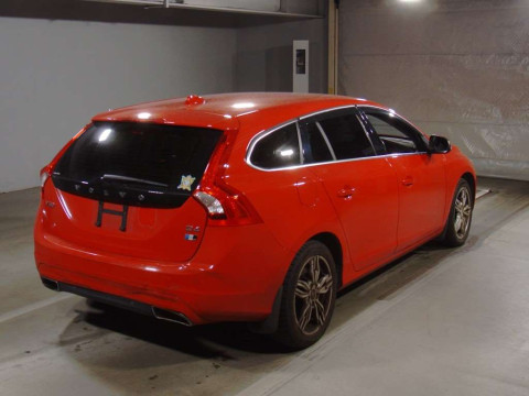 2018 Volvo V60 FD4204T[1]