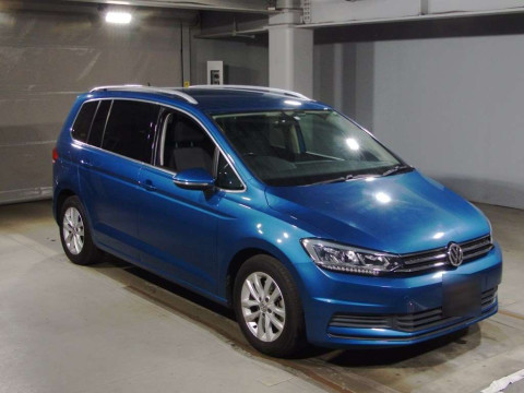 2018 Volkswagen Golf Touran 1TCZD[2]