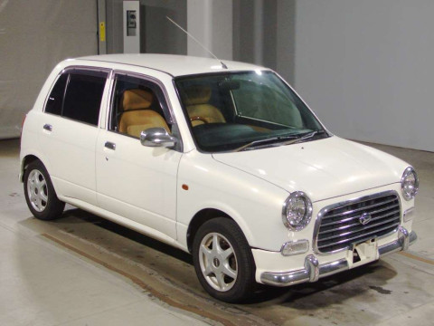 2003 Daihatsu Miragino L700S[2]