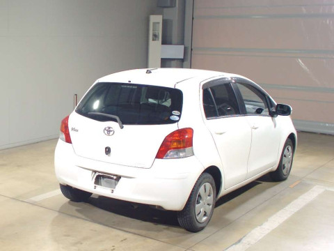 2008 Toyota Vitz SCP90[1]