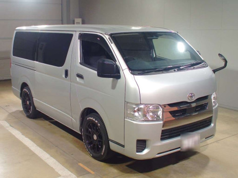 2020 Toyota Hiace Van TRH200V[2]