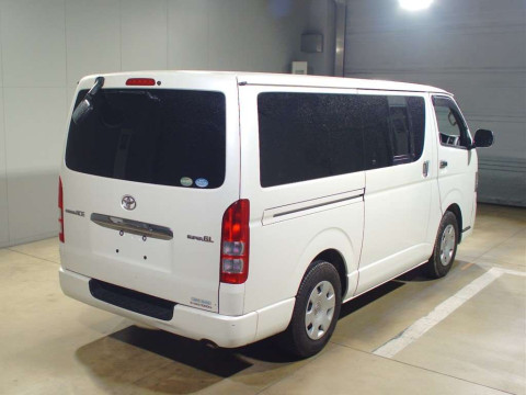 2013 Toyota Regiusace Van TRH200V[1]