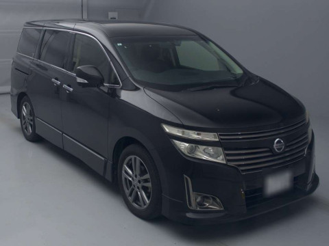 2013 Nissan Elgrand TNE52[2]