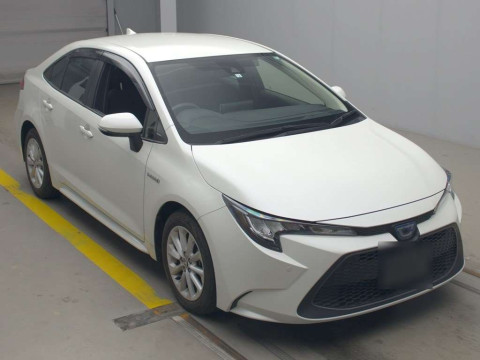 2020 Toyota Corolla Sedan ZWE211[2]