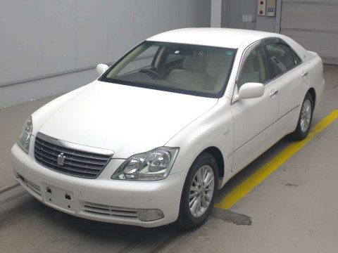 2004 Toyota Crown GRS182[0]