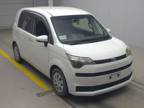 2013 Toyota Spade NCP141[2]