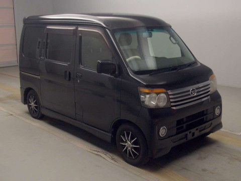 2012 Daihatsu Atrai Wagon S321G[2]