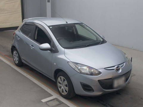 2013 Mazda Demio DEJFS[2]