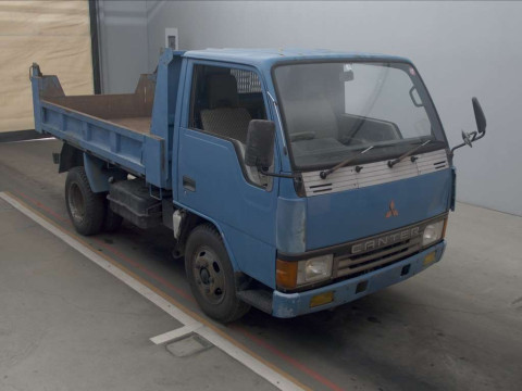 1990 Mitsubishi Fuso Canter FE317BD[2]